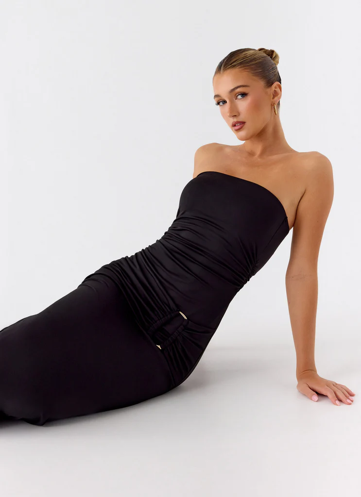 Abito Maxi Senza Spalline in Metallo con Cuore - Nero