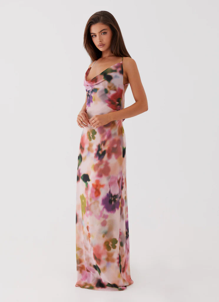 Abigail Abbigliamento Maxi con Scollatura - Mystic Meadow
