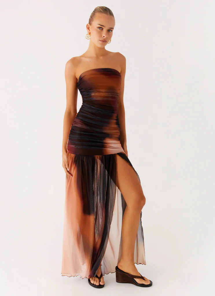 Savaya Maxi Dress – Nero Gradient Savaya Maxi Dress - Nero Gradient