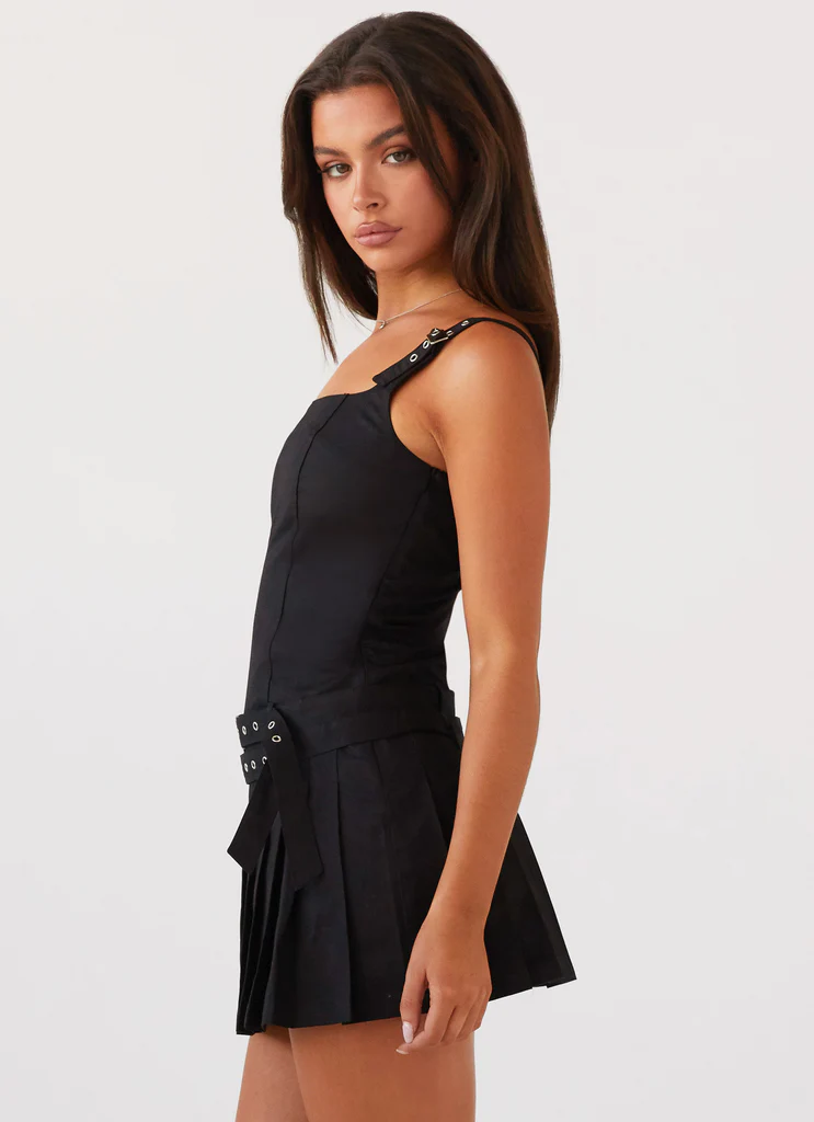 Lynette Buckle Mini Dress - Nero