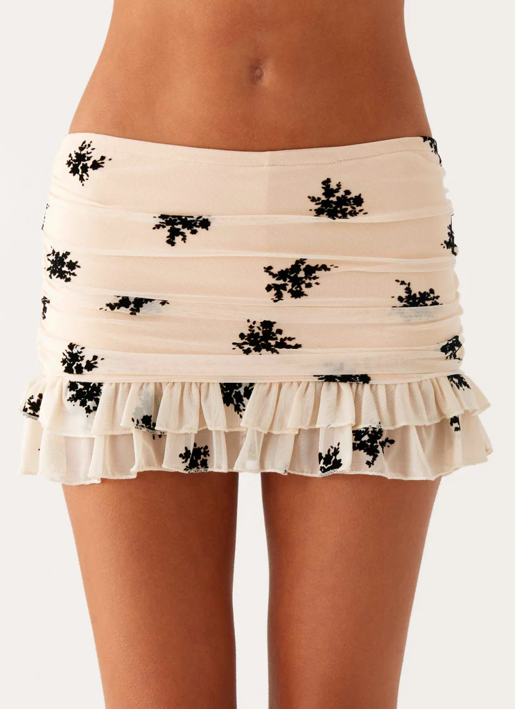 Blind Faith Flock Mini Skort - Crema