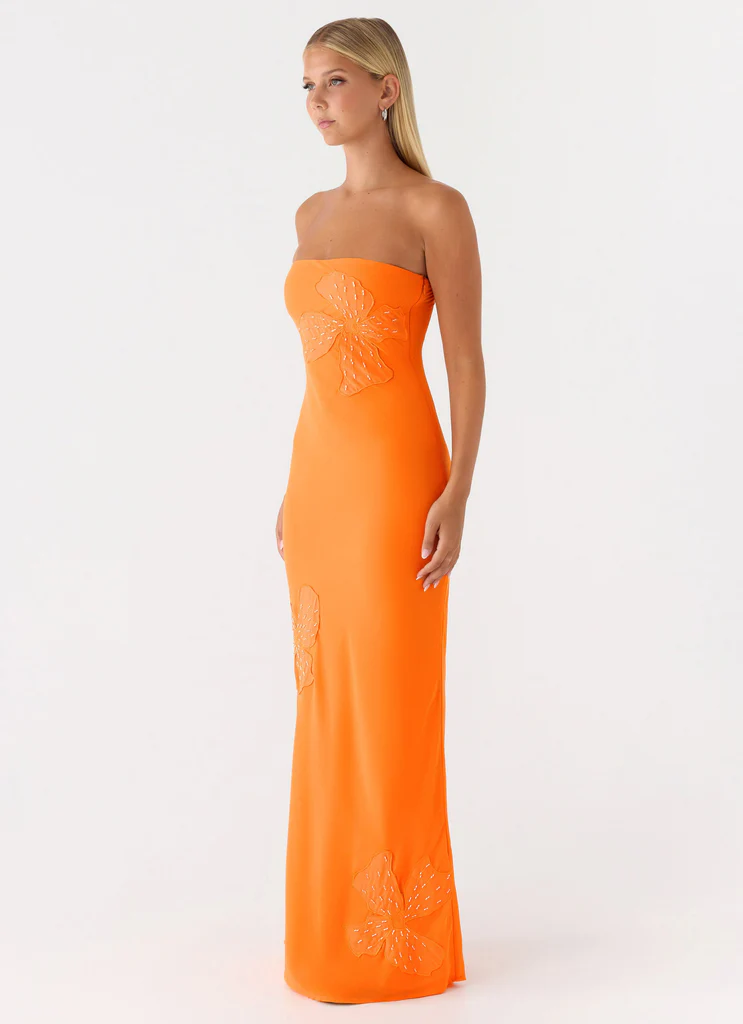 Sassafras Abito Maxi Senza Spalline con Fiori in Perline - Arancione